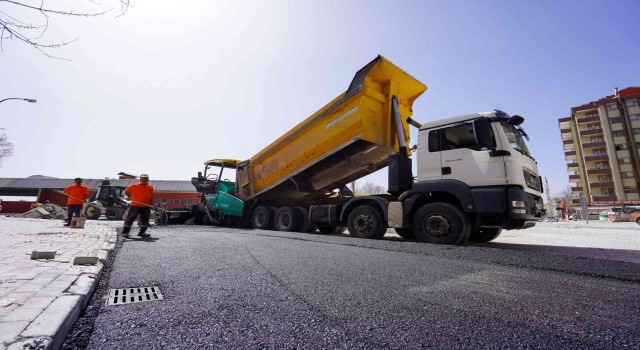 Selçuklu Belediyesi asfalt sezonunu açtı