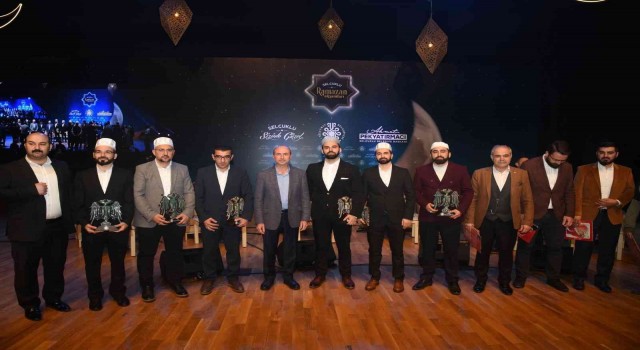 Selçukluda hafızlardan Kuran ziyafeti