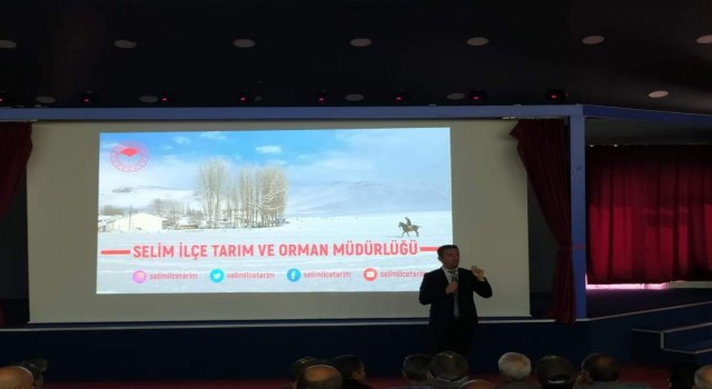 Selimde yonca yetiştiriciliği toplantısı yapıldı