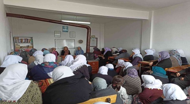 Simavda bayanlara sohbet programı
