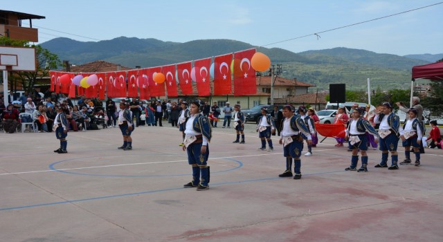Sındırgıda 23 Nisan coşkusu