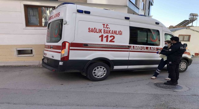 Sinopta motosikletten düşen kurye yaralandı
