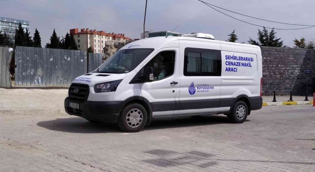 Sokak ortasında vurulan genç kızın cenazesi Adli Tıp Kurumundan alındı