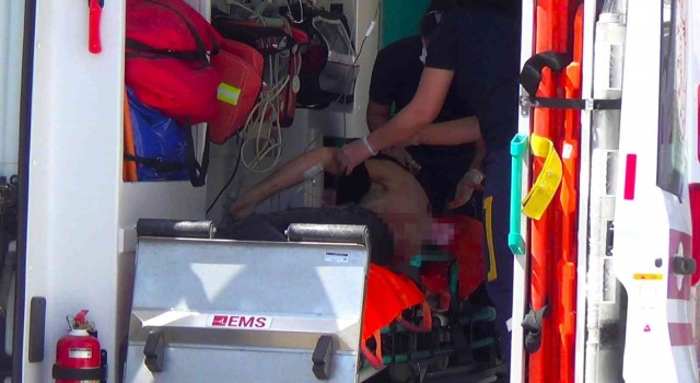 Sosyal medyada küfürleşen gençlerin kavgasında kan aktı: 1i ağır 2 yaralı