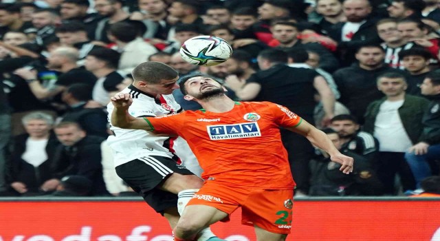 Spor Toto Süper Lig: Beşiktaş: 4 - Alanyaspor: 1 (Maç sonucu)