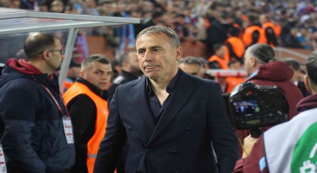 Spor Toto Süper Lig: Trabzonspor: 1 - Antalyaspor: 0 (İlk yarı)