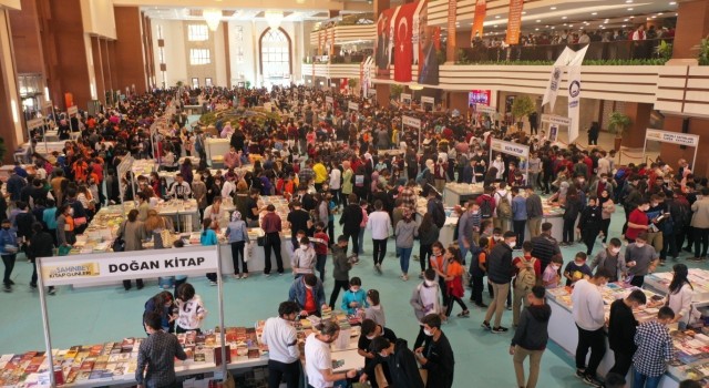 Tahmazoğlundan kitap fuarına davet