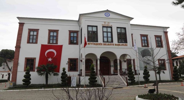 Tarihi bina 155 yıldır vatandaşlara hizmet ediyor