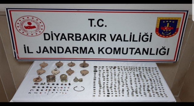 Tarihi eserleri 500 bin TLye satmak isterken suçüstü yakalandılar