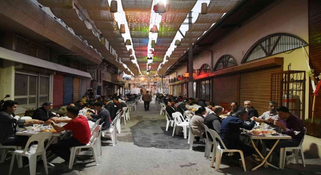 Tarsus Belediyesinden Halk Restoranda her gün ücretsiz iftar yemeği