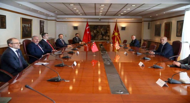 TBMM Başkanı Şentop, Üsküpteki tarihi mekanları ziyaret etti