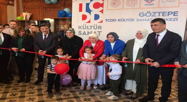TCDD Genel Müdürü Metin Akbaş: “165 yıllık geçmişi olan TCDDnin tarihi objeleri bu odada sergilenmekte”