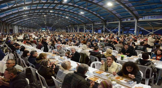 Tekirdağda 3 bin 500 kişilik ‘Gönül Sofrası kuruldu