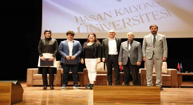 Teknolojik gelişmelerin psikolojik etkileri HKÜde tartışıldı