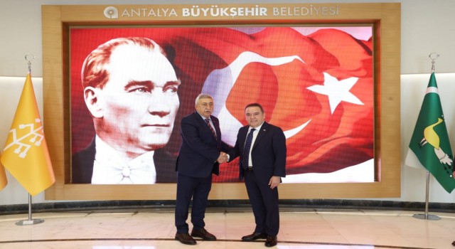 TESK Başkanı Palandöken, Muhittin Böcek ile bir araya geldi