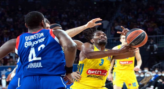 THY Euroleague: Anadolu Efes: 87 - ALBA Berlin: 77