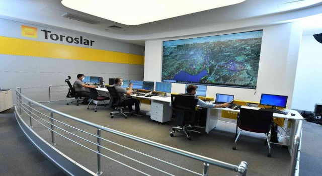 Toroslar EDAŞ Mersini bakım ve yatırımlarıyla aydınlattı