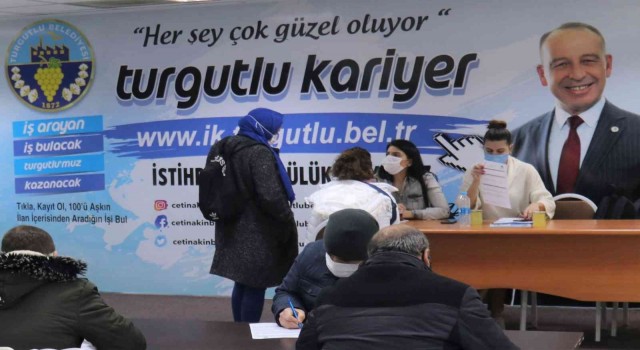 Turgutlu Kariyer projesi 3 bin kişiye umut oldu