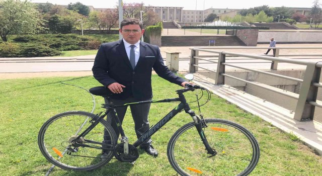 Turgutreisin ilçe olabilmesi için 745 kilometre pedal çevirdi