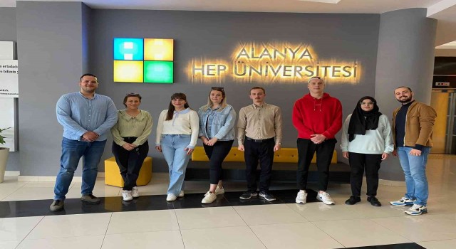 Turizm öğrencileri, uluslararası kongrelerde sunum yapacak