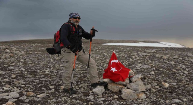 Türkiyenin ilk solo dağcısı, 59. zirvesine Ilgaz Dağında ulaştı