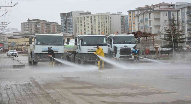 Tuşba Belediyesinden bahar temizliği