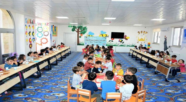 Tuşba Belediyesinden ‘Tekne orucu tutan çocuklara iftar