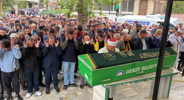 Tuzladaki patlamada yaşamını yitiren işçi son yolculuğuna uğurlandı