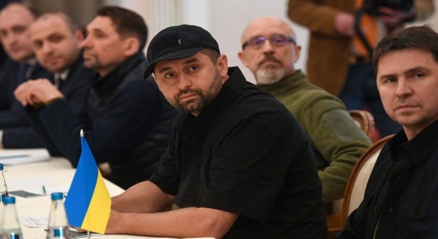 Ukraynalı müzakereci Arakhamia: Zelenskiy ve Putin görüşmesi ya Ankarada ya da İstanbulda olacak”