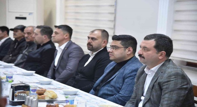 Ülkü Ocakları Dursunbeyde iftar programında buluştu