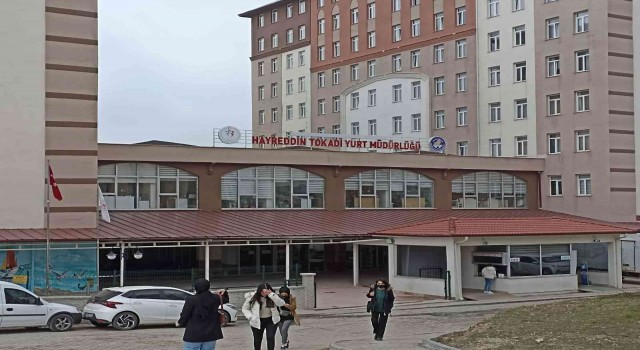 Üniversite yurdundan tepki çeken karar