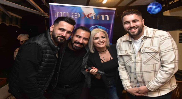 Ünlü radyocular iftarda bir araya geldi