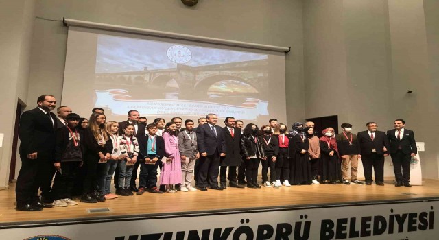 Uzunköprüde 40 Hadis Ezber Okuma yarışması