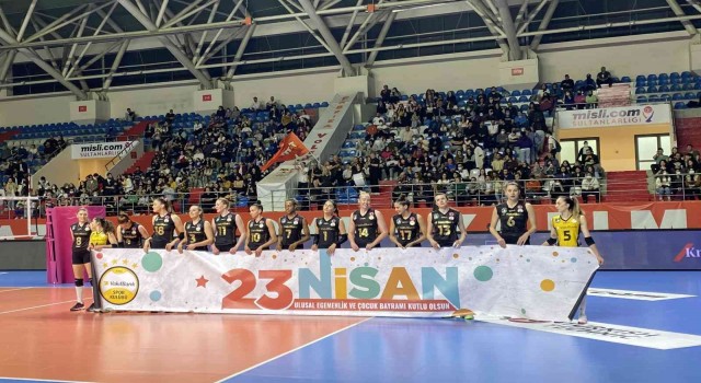 VakıfBank, THY karşısında avantajı aldı