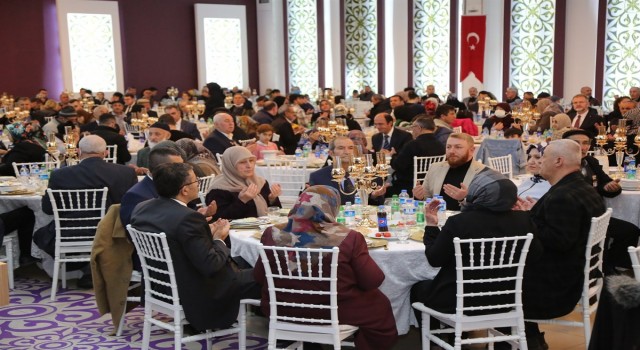 Vali Ali Çelikten gaziler ve yakınları iftar