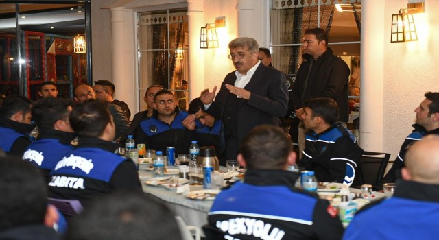 Vali Bilmez, zabıta ile iftar yaptı