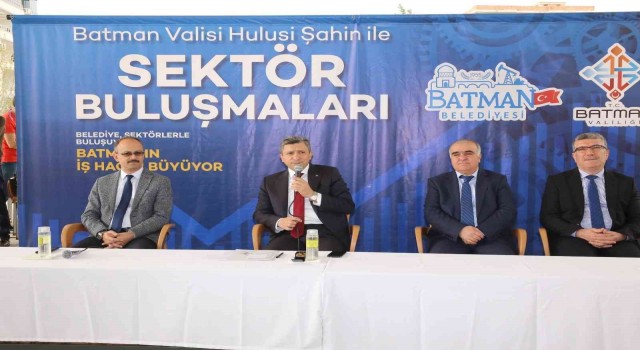 Vali Hulusi Şahin sektör buluşmalarında balıkçılar esnafı ile buluştu