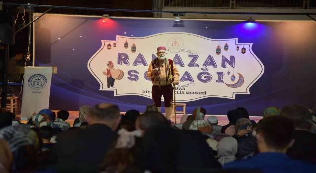 Vali Karadeniz ‘Ramazan Sokağı 23 Nisan özel programına katıldı