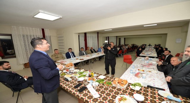 Vali Memiş: Sizleri en güzel şekilde yetiştirme gayretindeyiz