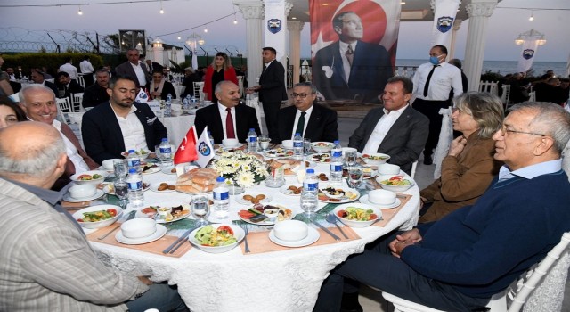 Vali Su: Devletimiz ve hükümetimiz esnafımıza gerekli desteği vermeye devam ediyor