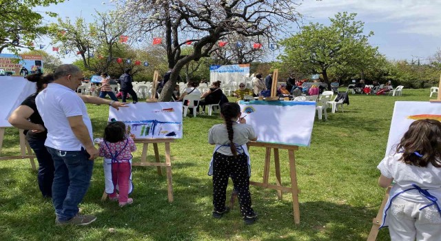 Validebağ Korusunda 10 bin çocuğun katılımıyla coşkulu 23 Nisan kutlaması