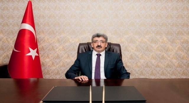 Van Valisi Bilmez, 23 Nisan Ulusal Egemenlik ve Çocuk Bayramı nedeniyle mesaj yayımladı