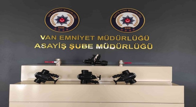 Vanda 50 bin TL değerinde malzeme çalan şahıs yakalandı