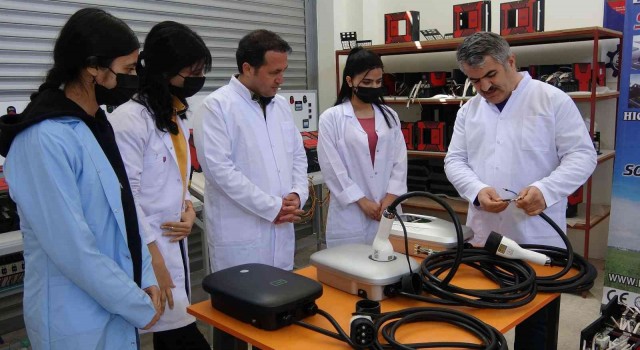 Vanda elektrikli araçlar için şarj ünitesi üretildi