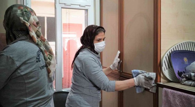 “Vefa Hizmeti” Ramazanda yaşlıların yüzünü güldürüyor