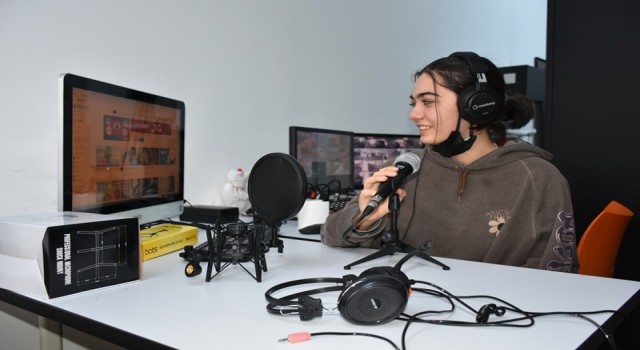 Yalovada iletişimci liseliler için radyo istasyonu kuruluyor