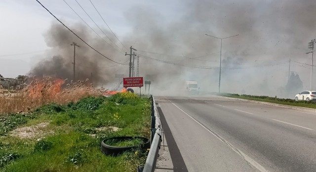Yangın benzin istasyonuna ulaşmadan söndürüldü