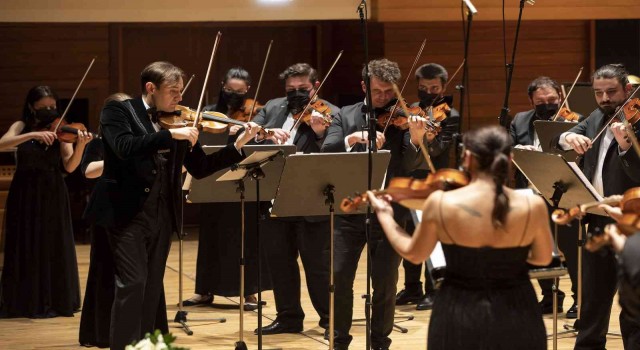 Yaşar Üniversitesi Senfoni Orkestrasının bahar konserine yoğun ilgi