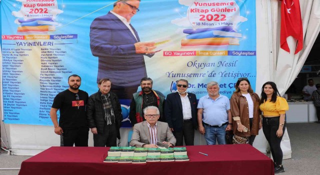 Yazarlar kitapseverlerle buluşmaya devam ediyor
