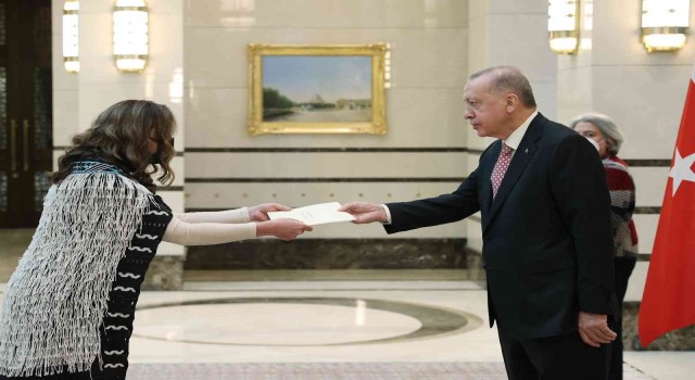 Yeni Zelanda Büyükelçisi Coulson-Sinclair, Cumhurbaşkanı Erdoğana güven mektubu sundu